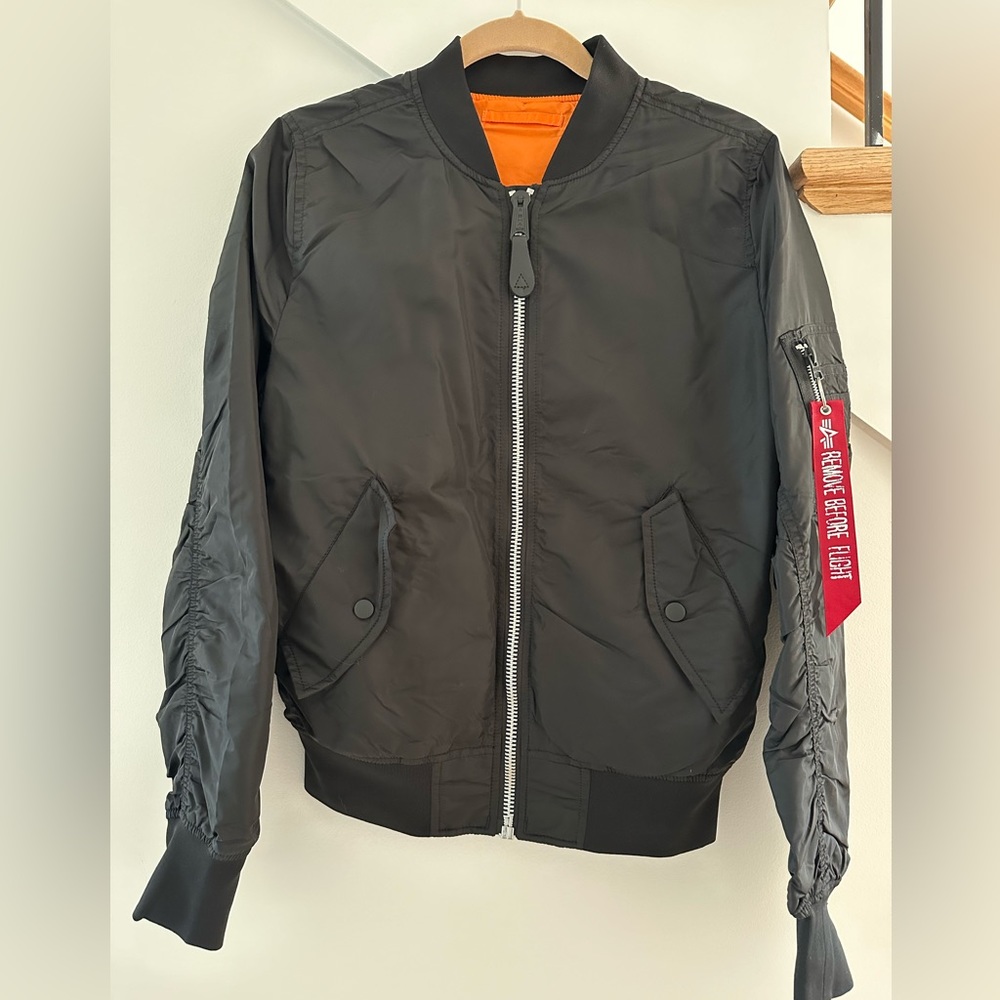 NWOT Alpha Industries Bomber Jacket - Picture 2 of 12